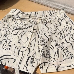 Women's Cream Tiger Print Drawstring Shorts